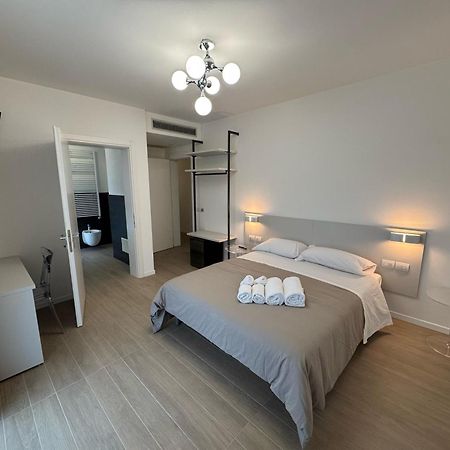 Hotel Villa Mary Санта Мария ди Сала Екстериор снимка