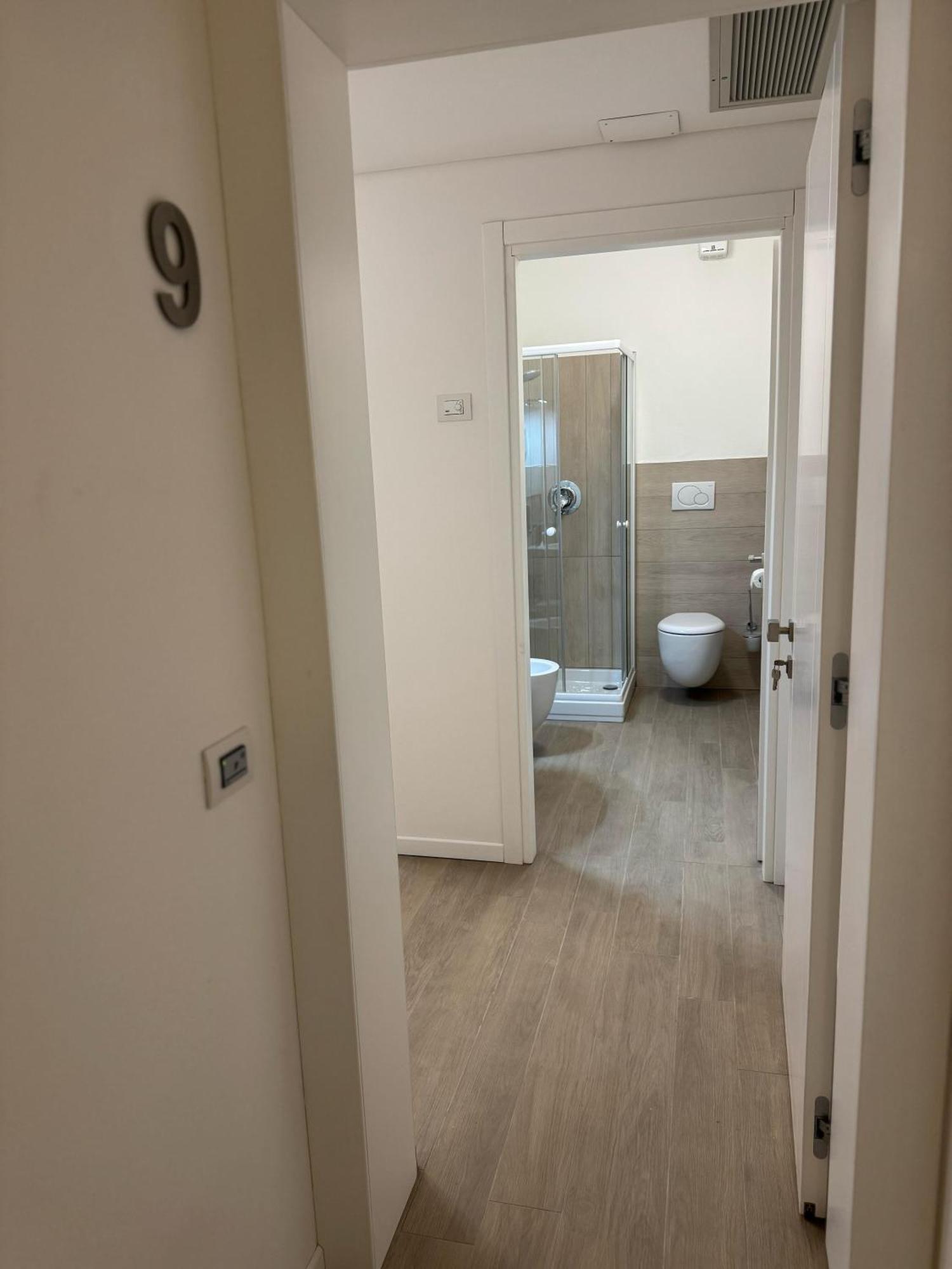 Hotel Villa Mary Санта Мария ди Сала Екстериор снимка