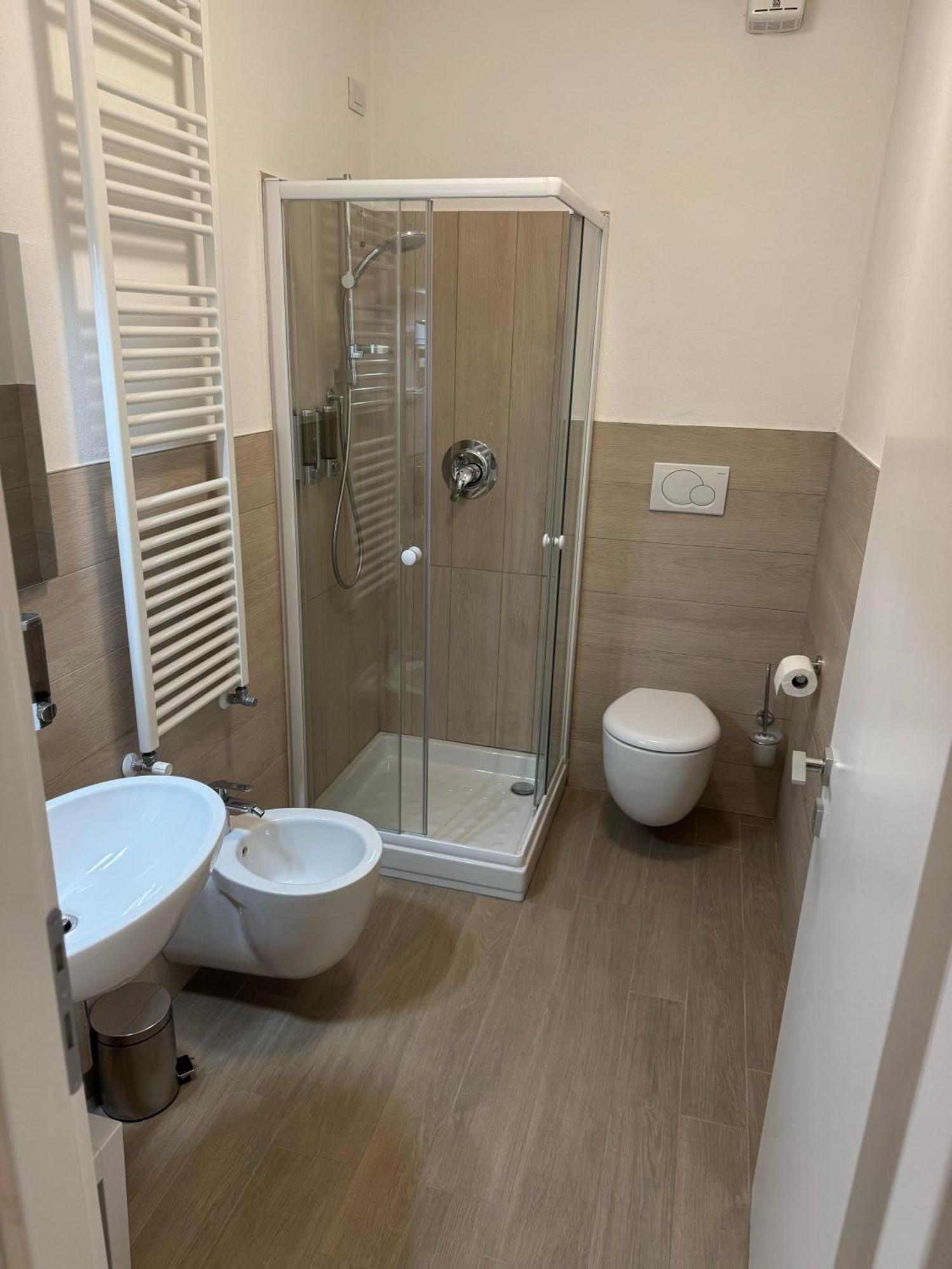 Hotel Villa Mary Санта Мария ди Сала Екстериор снимка