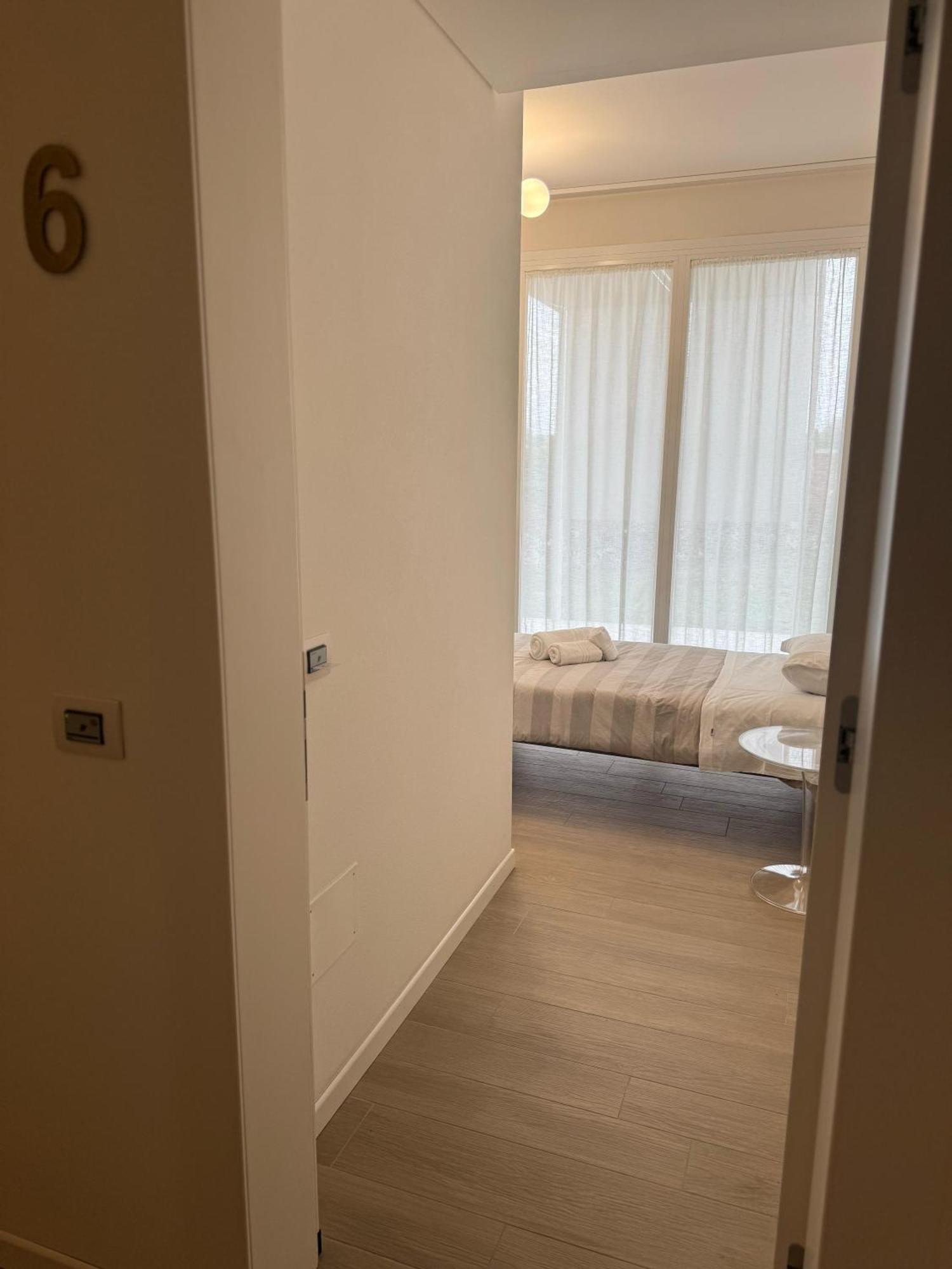 Hotel Villa Mary Санта Мария ди Сала Екстериор снимка
