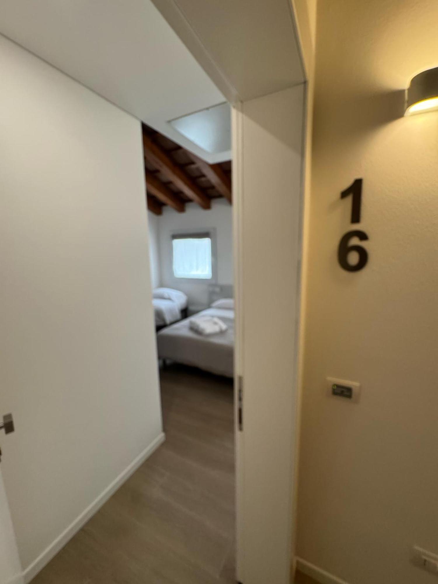 Hotel Villa Mary Санта Мария ди Сала Екстериор снимка