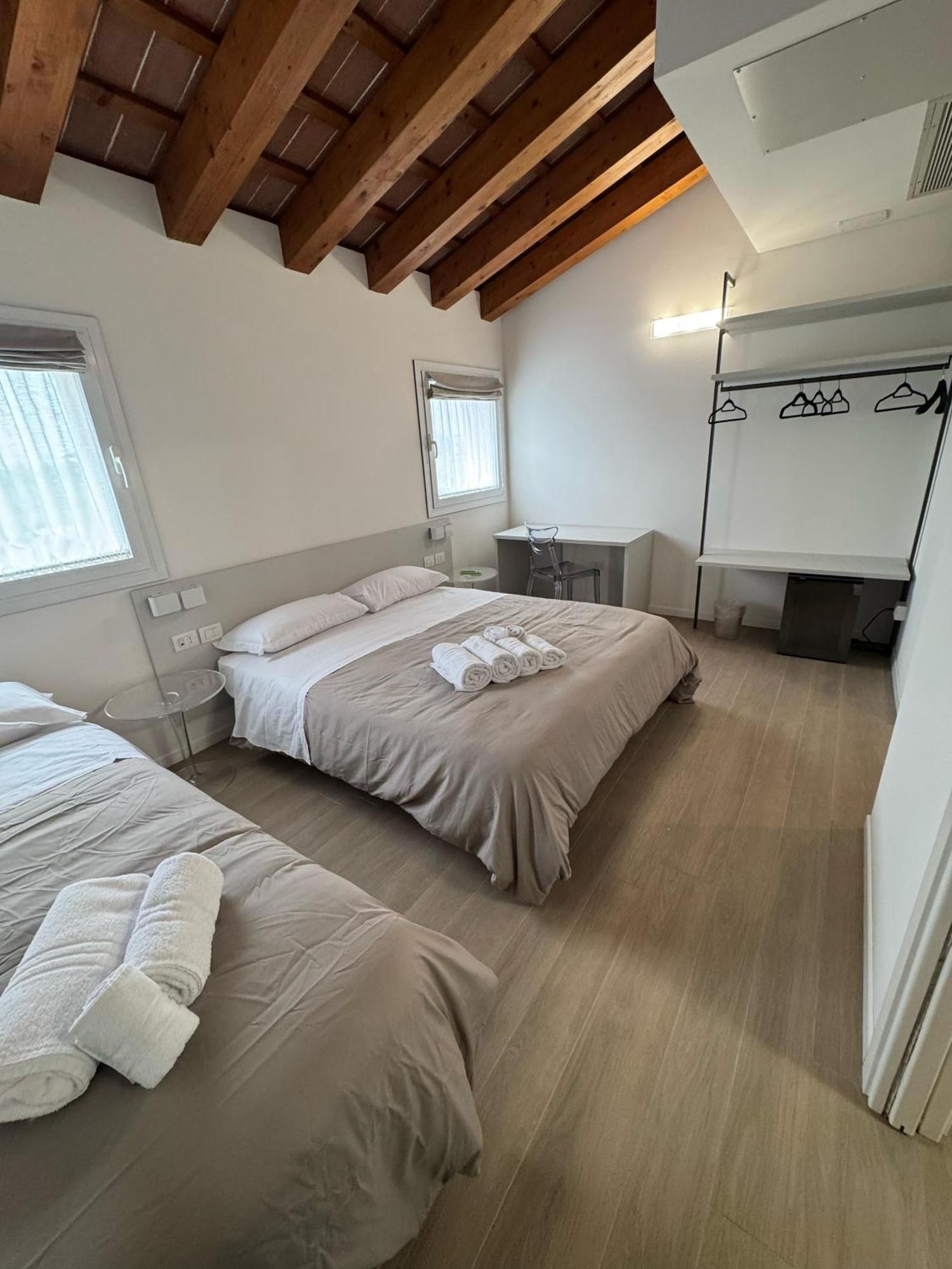 Hotel Villa Mary Санта Мария ди Сала Екстериор снимка